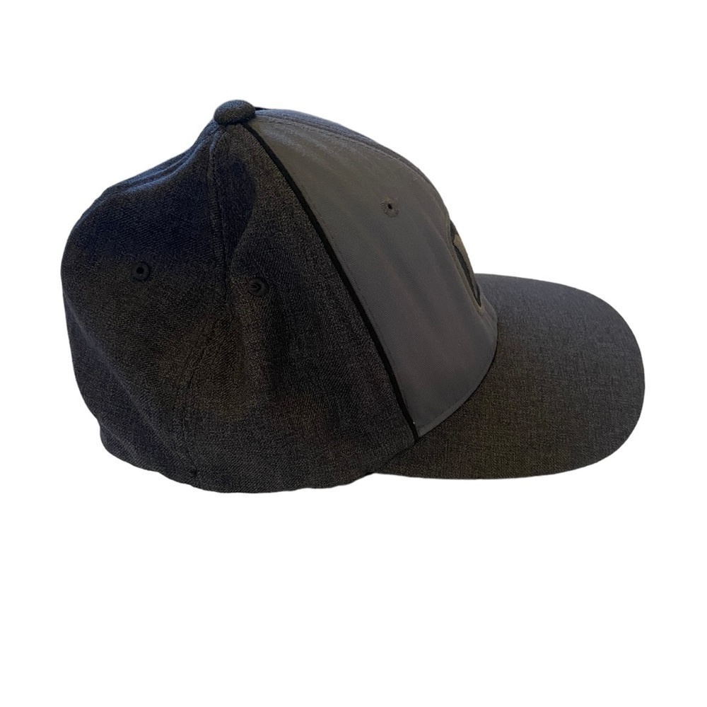 Hurley Gray Two-Toned FlexFit Hat S-M